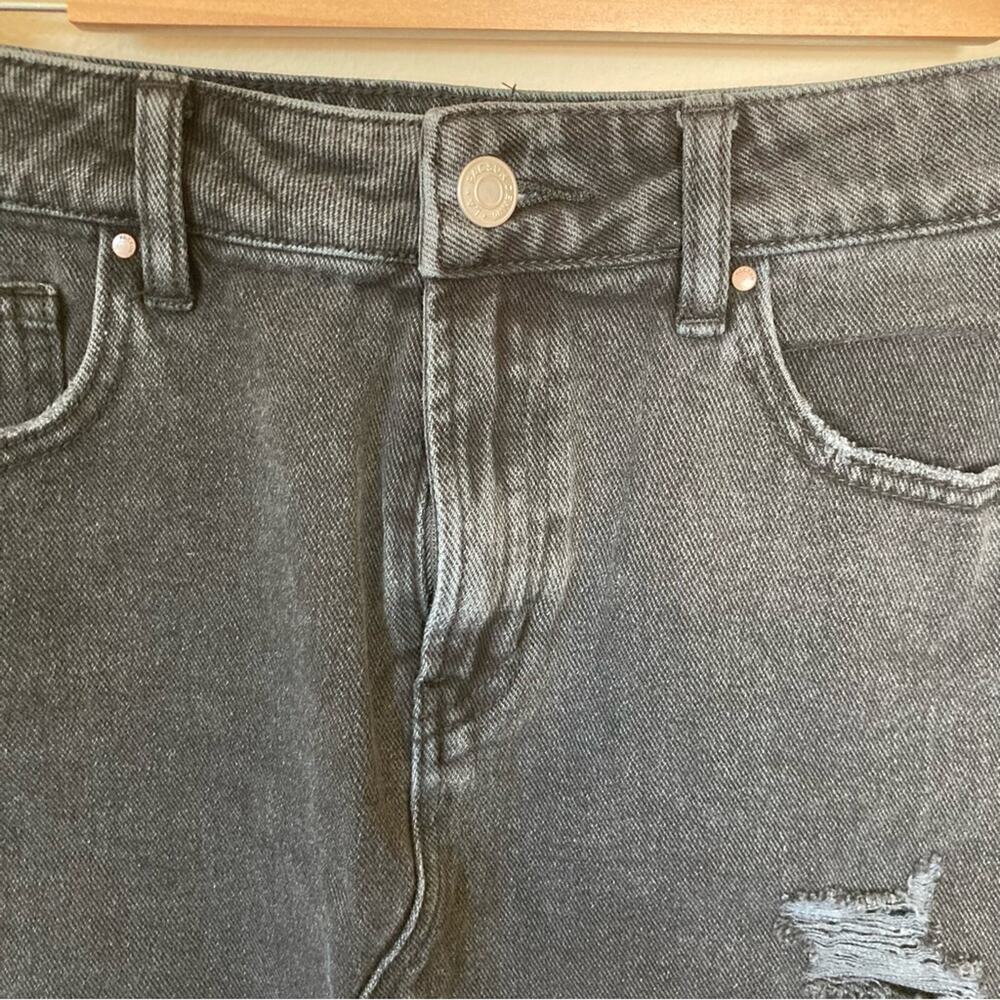 PacSun Black Distressed Raw Hem Denim Mini Skirt Size 27 - Picture 2 of 6